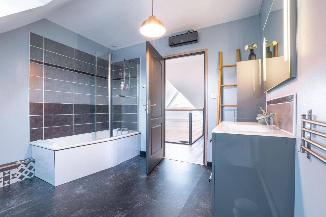 Grande Maison Avec Piscine Et Jacuzzi A La Campagne Desvres Exterior photo